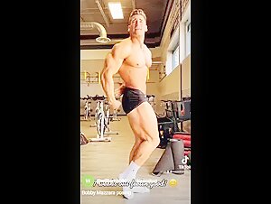 BOBBY MAZZARA POSING