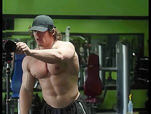 Sam Sulek - Chest Champ