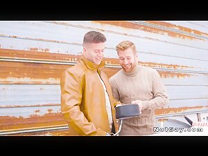 Gays Olivier Robert and Clark Delgaty anal fuck outdoors at snow