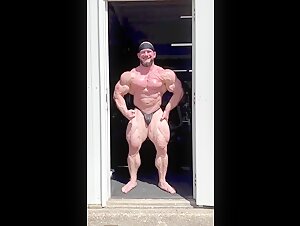 Shaved Head, Hunter Labrada