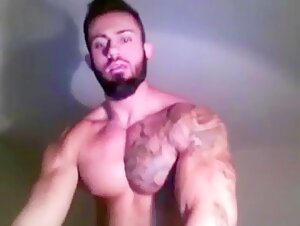 Who is this pumped pecs hunk?