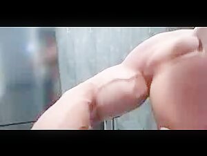 Does somebody recognize this hot body?