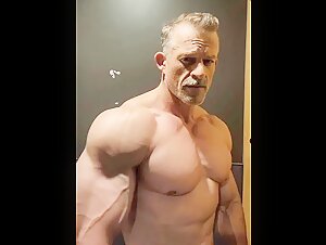 Muscle Daddy, Jason Parrish