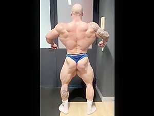 Ironclad glutes, Daniel Goss