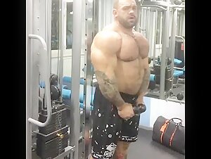 🔥Sexiest musclebull🔥 beefymuscle.com