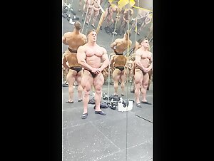 Joan Pradells IFBB PRO