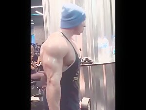 Hikmet Elgin Hulking Out at 19