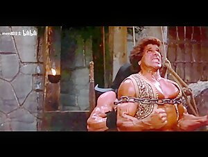 Who is this bodybuilder in black?