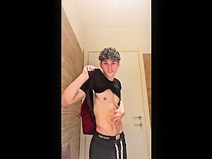 Thumb 4